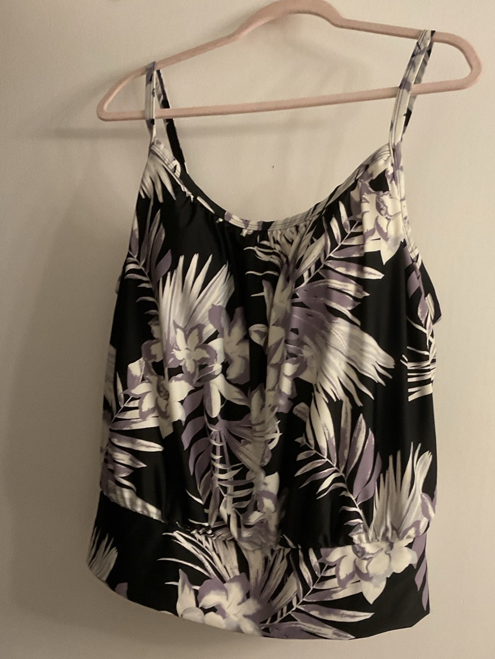 ⛱️ Kona Sol Black Floral Tankini